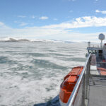 Arktisreise Bild 6 Hurtigruten Expedionsschiff Eisfahrt 1080