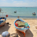 Tunesien 6 Boote Am Strand 1080