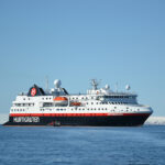 Arktisreise Bild 5 Hurtigruten Expeditonsschiff Spitsbergen 1080